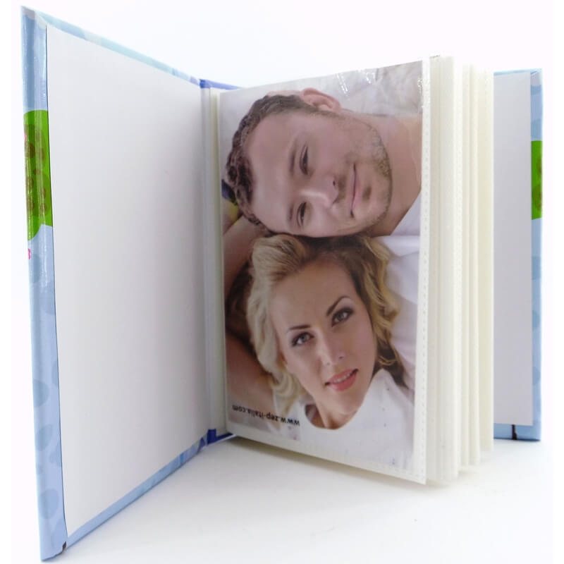 Фотоальбом на 100 фотографий по одной шт. на странице, вертикально